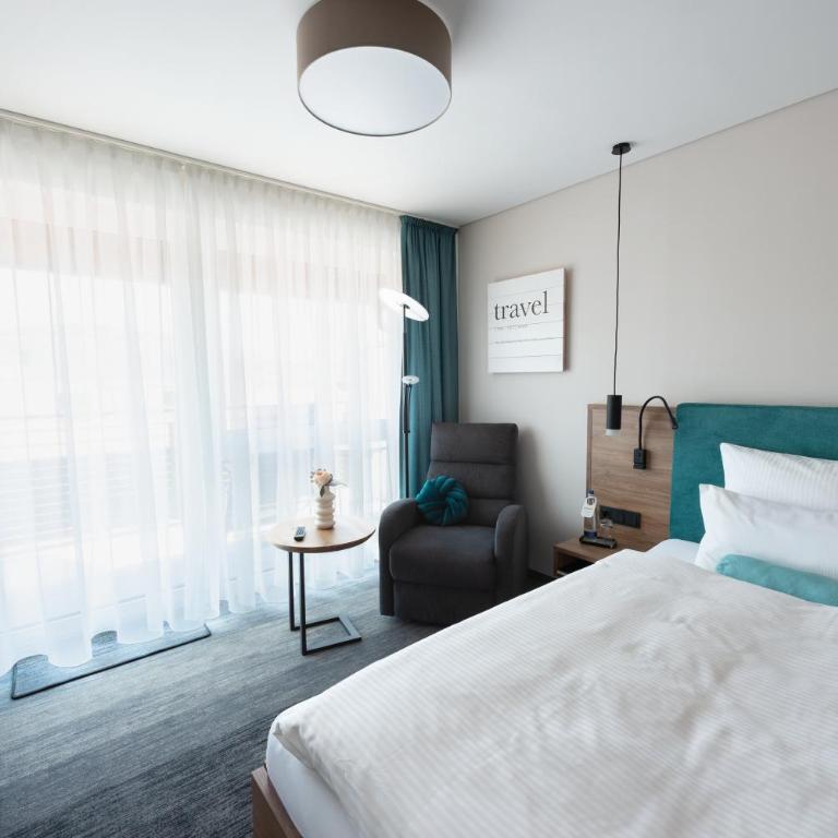Kur- und Wellnesshotel Förch - Deluxe Einzelzimmer mit Balkon - 4