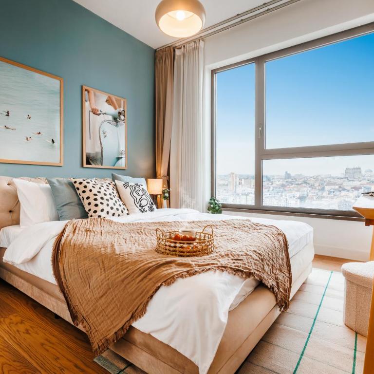 WF Italian Disco with Terrace, Cinema and Parking - Three-Bedroom Premium Apartment with Balcony - 20