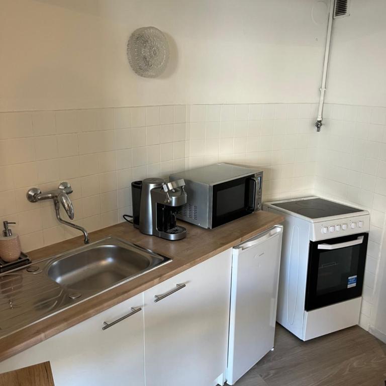Coquet studio 10 min de Cannes - Appartement - Rez-de-Chaussée - 9