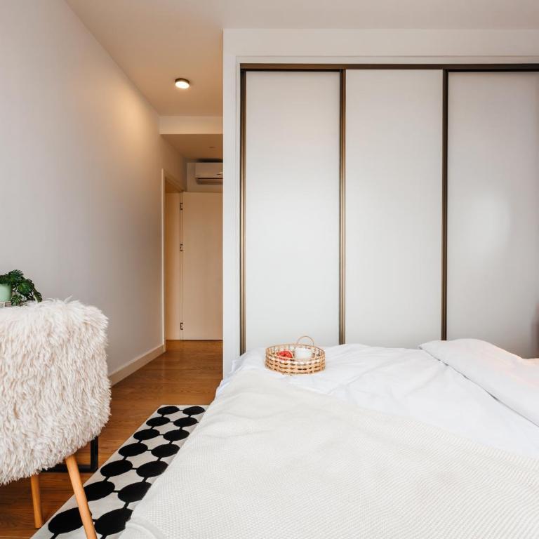 WF Italian Disco with Terrace, Cinema and Parking - Three-Bedroom Premium Apartment with Balcony - 37