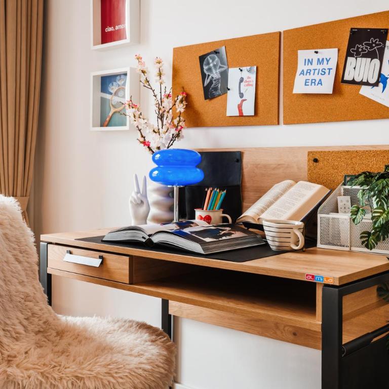 WF Italian Disco with Terrace, Cinema and Parking - Three-Bedroom Premium Apartment with Balcony - 10