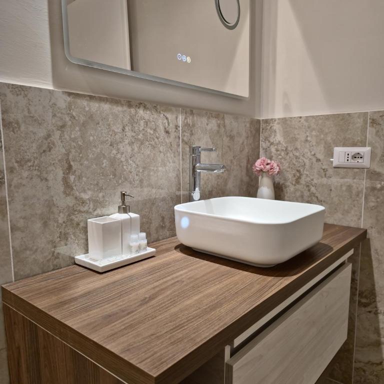 Stay Cozy in Rome - Design Apartment near Metro & Vatican - Appartamento con 1 Camera da Letto - 10