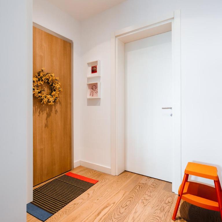 WF Italian Disco with Terrace, Cinema and Parking - Three-Bedroom Premium Apartment with Balcony - 56