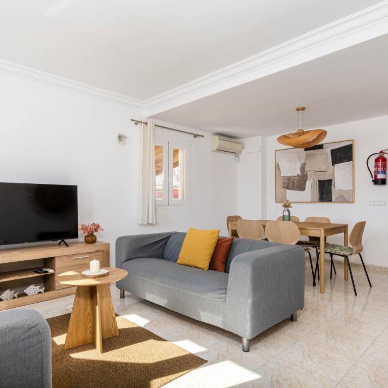 YourHouse Ca Na Xisca - Four-Bedroom House - 6