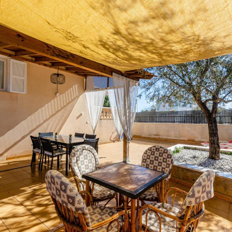 YourHouse Ca Na Xisca - Four-Bedroom House - 42