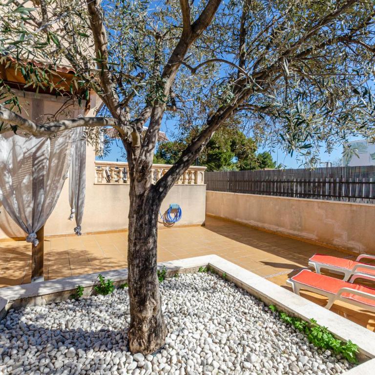 YourHouse Ca Na Xisca - Four-Bedroom House - 34