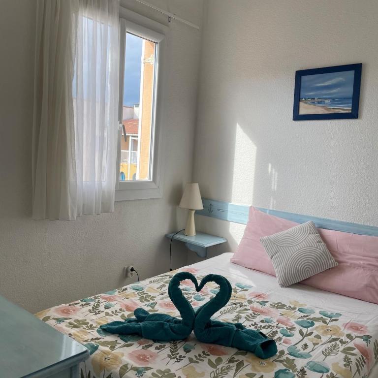Le Lagon de Frejus Piscine XXL - Three-Bedroom Apartment - 14