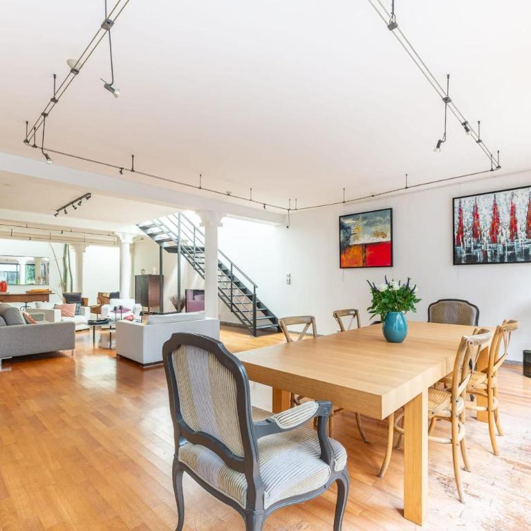 Large fully renovated 250m house - Ferienhaus - 3