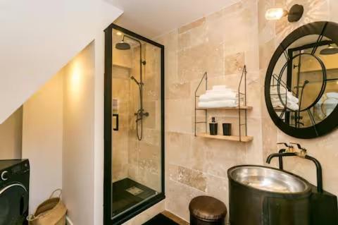 P1- Wonderful Experience Near Montmatre for 4-6p - Appartement 2 Chambres - 17