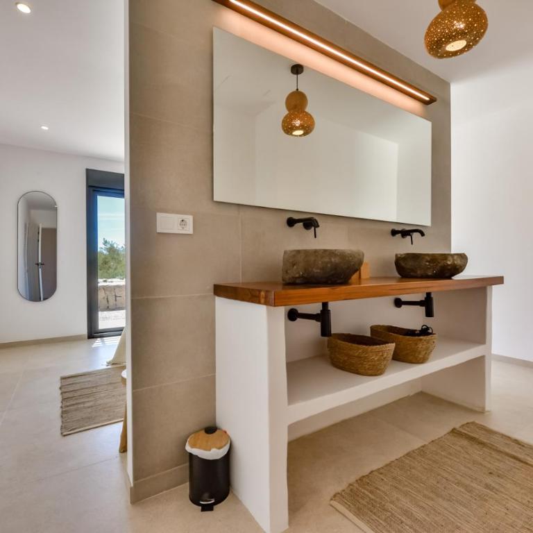 VILLA LUJO - By Almarina Villas - Villa Deluxe - 85