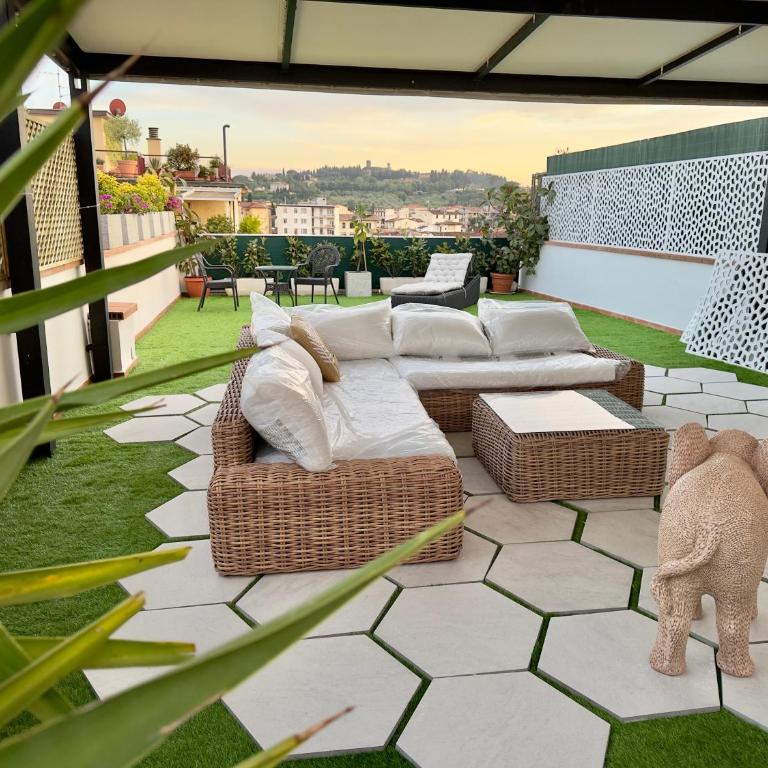 Rilassante SuperAttico con Vista sulle Colline - Perfetta Fuga Romantica - Appartamento Monolocale - 2