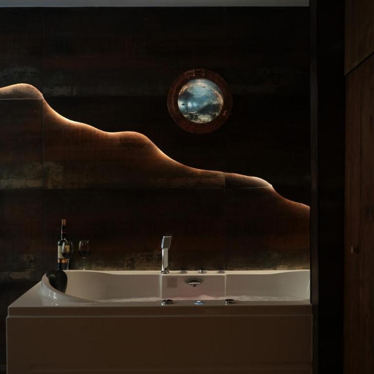 Cabin 13 Immersive Suite with Balneotherapy - Appartement 1 Chambre - 23