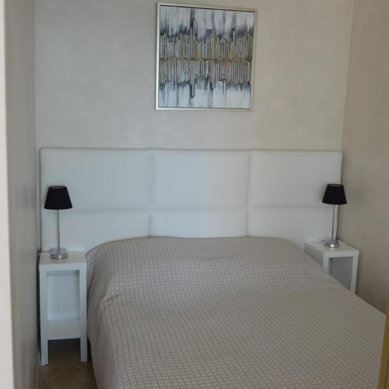 Cozy cocoon with balcony close to the sea - Appartement - 9