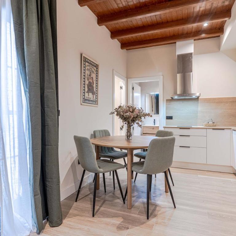 RentitSpain - Granada - Palacio del Carmen Suites, Nuevos departamentos en el Centro de Granada - Two-Bedroom Apartment - 13