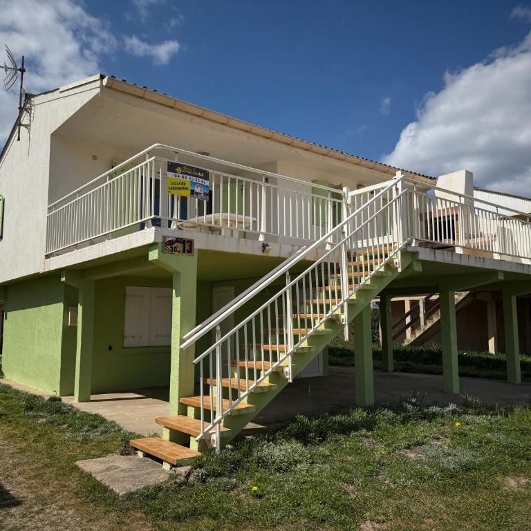 GRUISSAN – Chalet – Vue mer – 4 chambres - Chalet Supérieur - 1