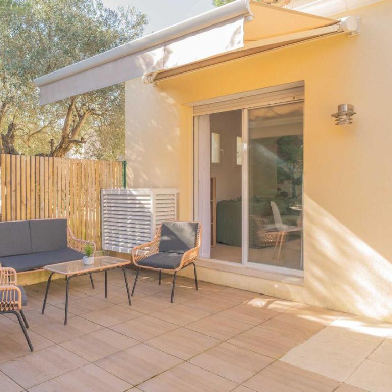 Bright apartment - AC - 2BR-4P - Gassin - Apartment mit 2 Schlafzimmern - 2