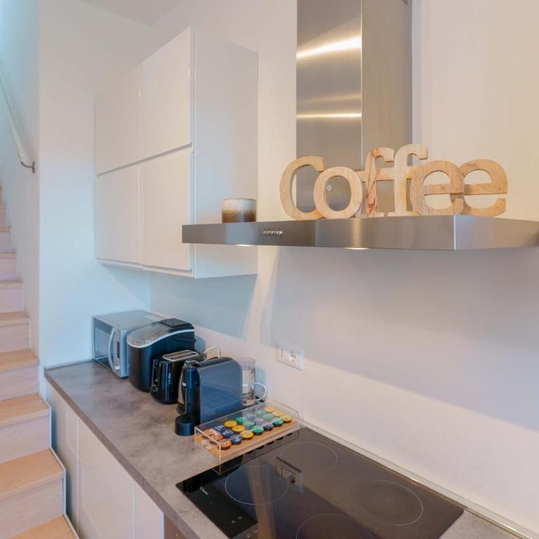 L'attico dell'Edera - Panoramic View with Jacuzzi - Three-Bedroom Apartment - 10