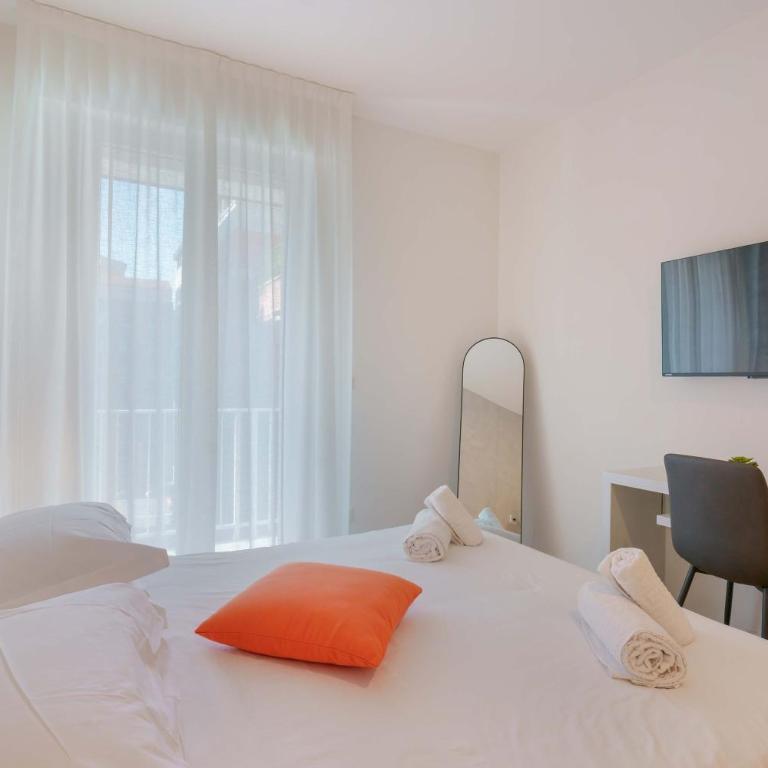 L'attico dell'Edera - Panoramic View with Jacuzzi - Three-Bedroom Apartment - 29