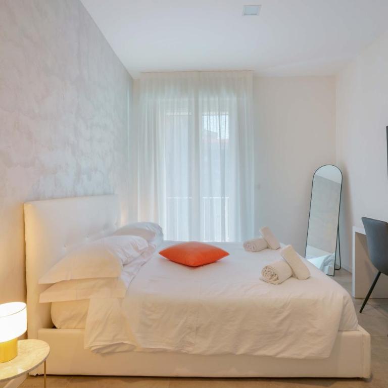 L'attico dell'Edera - Panoramic View with Jacuzzi - Three-Bedroom Apartment - 12