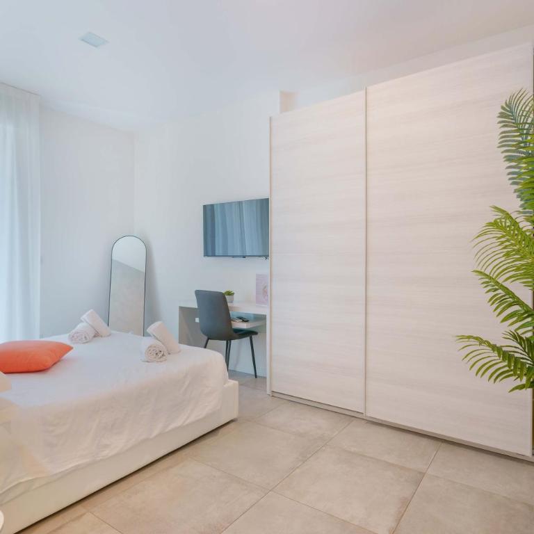 L'attico dell'Edera - Panoramic View with Jacuzzi - Three-Bedroom Apartment - 59