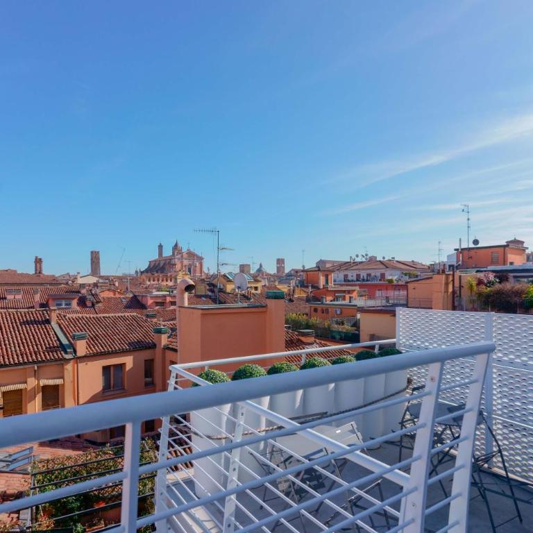 L'attico dell'Edera - Panoramic View with Jacuzzi - Three-Bedroom Apartment - 53