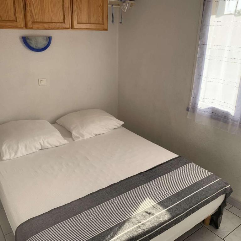 AIG 49 – Chalet – Rangée des Guillemots – Gruissan – 4 personnes - Chalet 2 Chambres - 4
