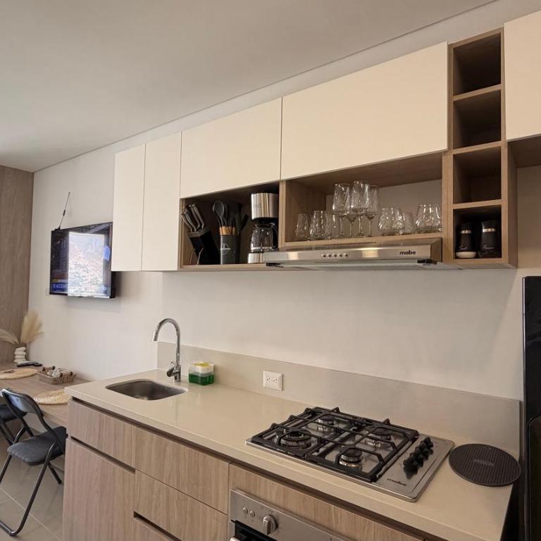 Luxury Sea Loft Apartaestudio cerca al Mar - One-Bedroom Loft Apartment with Balcony - 16