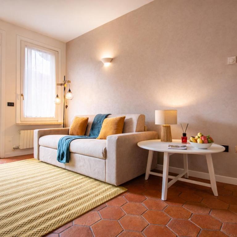 Domus Solferino - Private Parking near Airport & City Center - Apartamento de 2 dormitorios con balcón y terraza - 1