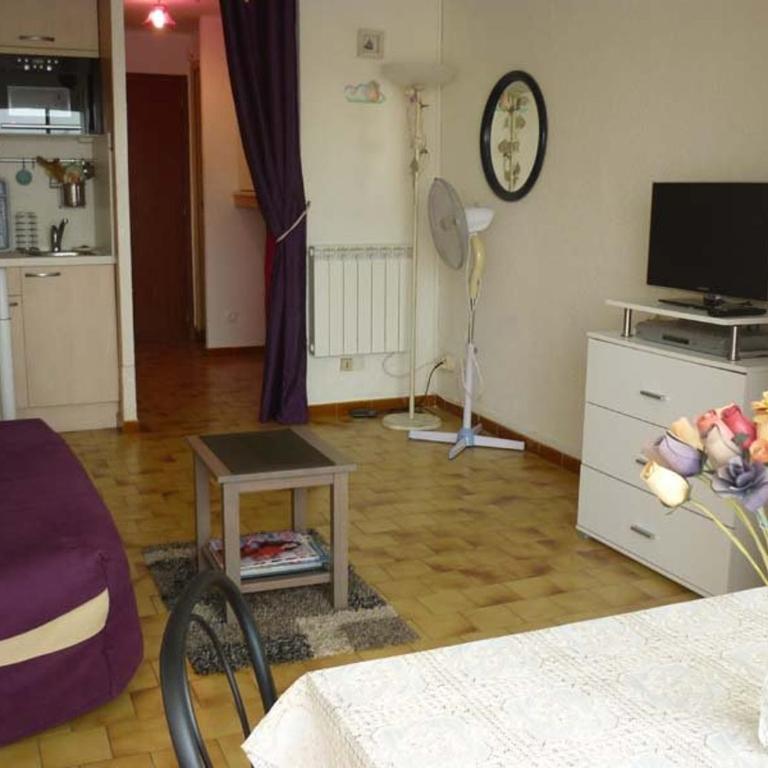 Studio cabine – 2 couchages – Vue port – Résidence Le Chébeck – Gruissan - Studio - 5