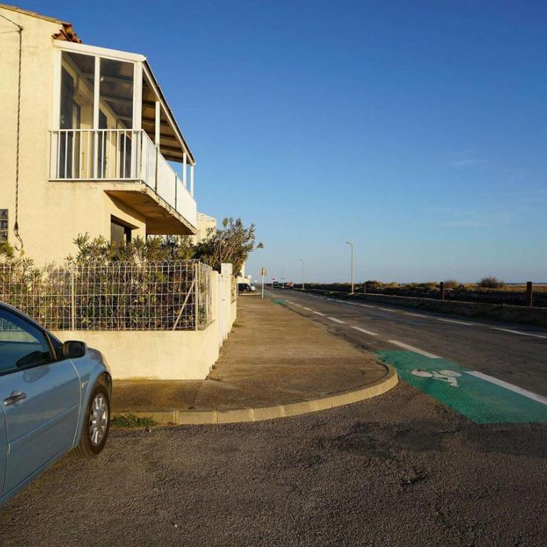 AIG 55 – Chalet individuel – Avenue de la Jetée – Gruissan – 6/7 personnes - Chalet 3 Chambres - 9