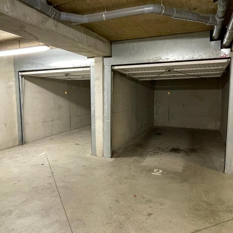 Appartment close to city center, AC and car park - Apartment mit 3 Schlafzimmern - 25
