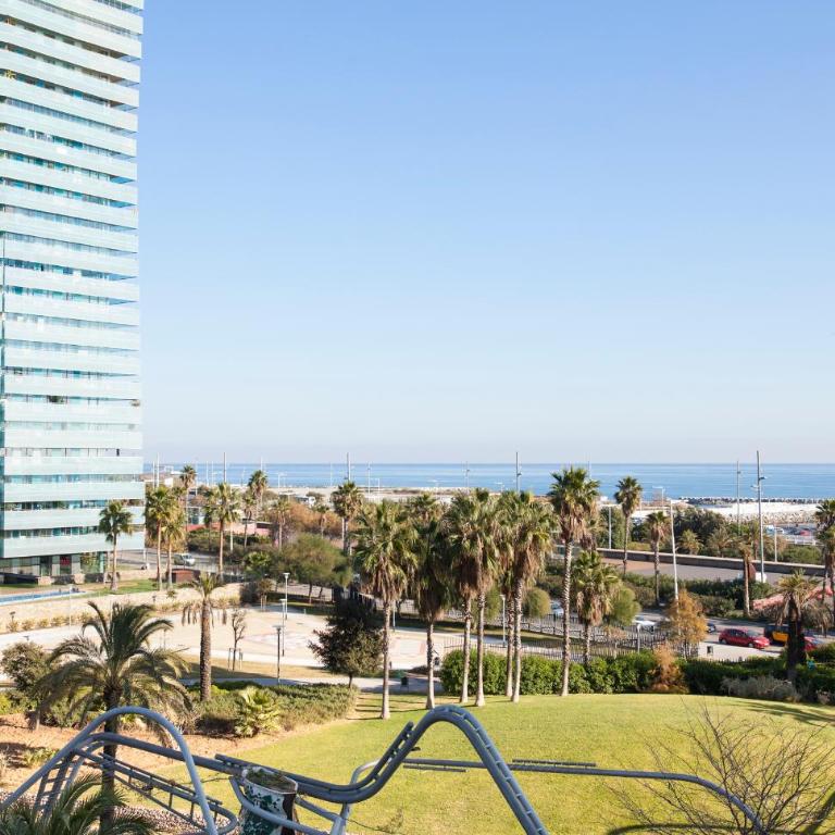 Rent Top Apartments Beach-Diagonal Mar - Apartamento de 2 dormitorios - 1