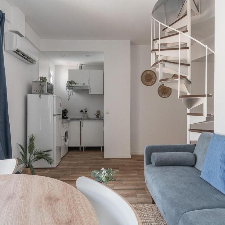 Bright duplex - 3 Bdrs 2 Baths - Chamberí - Three-Bedroom Apartment - 3