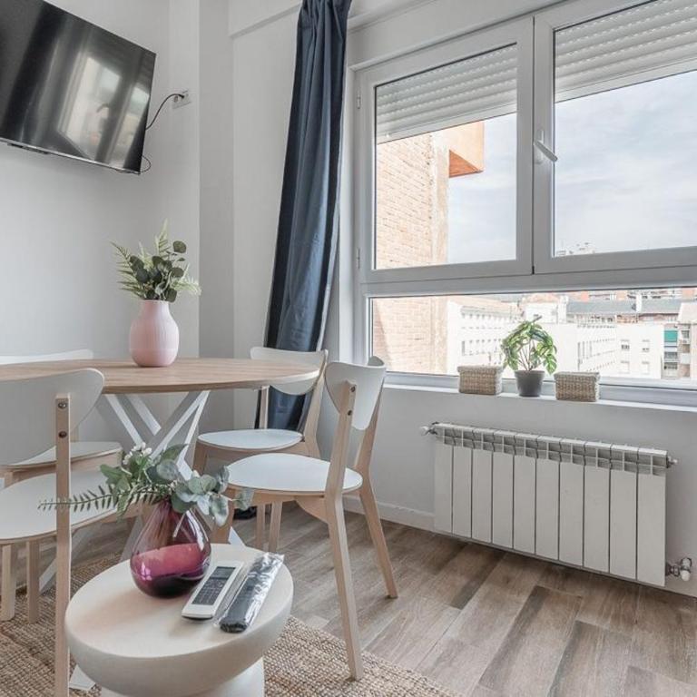 Bright duplex - 3 Bdrs 2 Baths - Chamberí - Three-Bedroom Apartment - 5
