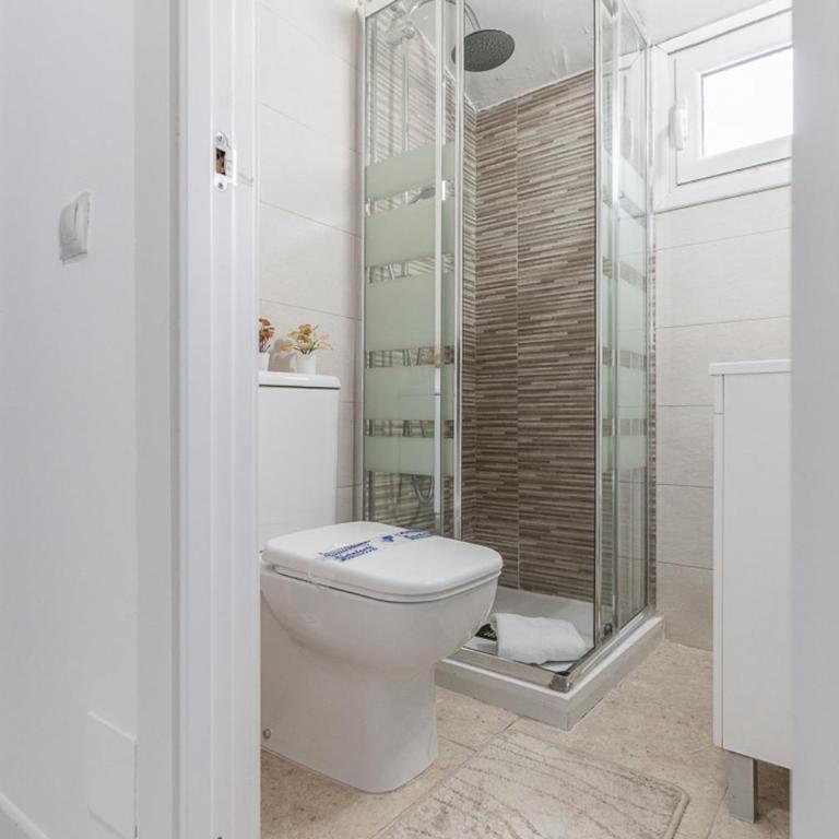 Bright duplex - 3 Bdrs 2 Baths - Chamberí - Three-Bedroom Apartment - 24