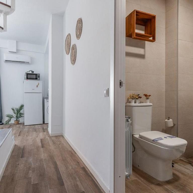 Bright duplex - 3 Bdrs 2 Baths - Chamberí - Three-Bedroom Apartment - 30