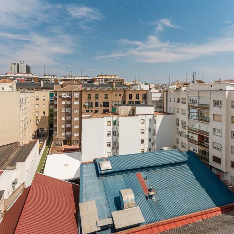 Bright duplex - 3 Bdrs 2 Baths - Chamberí - Three-Bedroom Apartment - 32