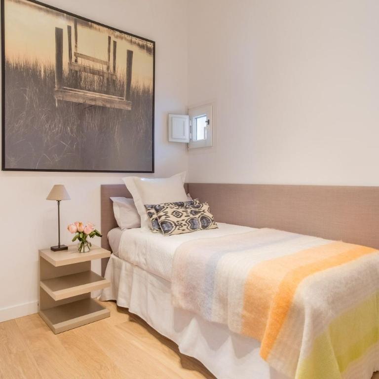 Charming Apartment with Terrace in Salamanca - Two-Bedroom Apartment - 12