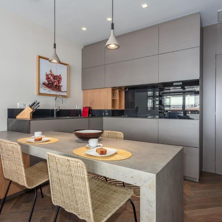 Bright Functional Studio Near Bernabéu - One-Bedroom Apartment - 4
