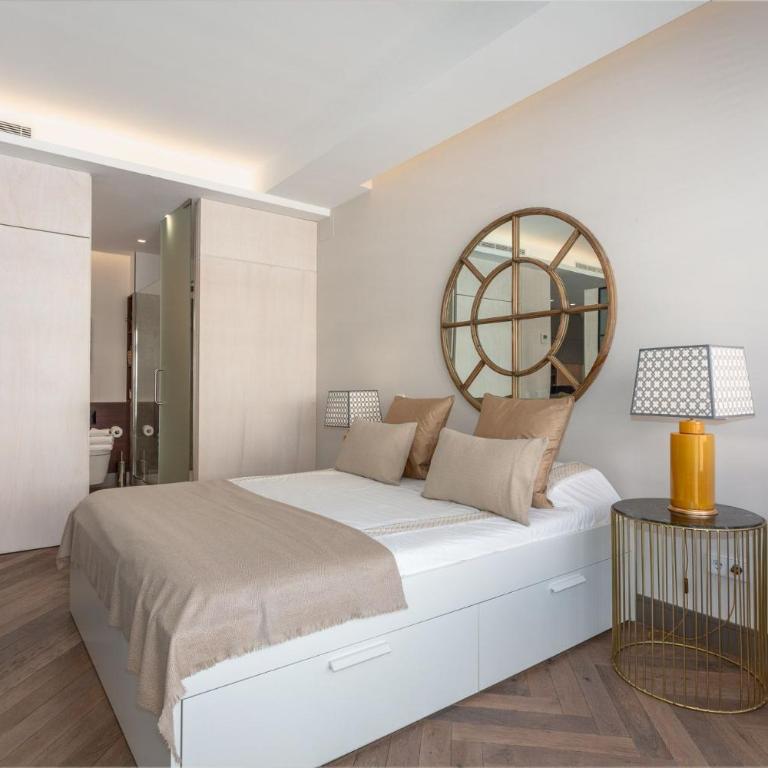 Bright Functional Studio Near Bernabéu - One-Bedroom Apartment - 7