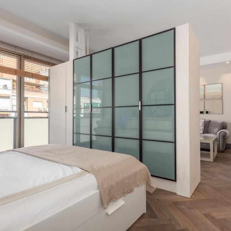 Bright Functional Studio Near Bernabéu - One-Bedroom Apartment - 8