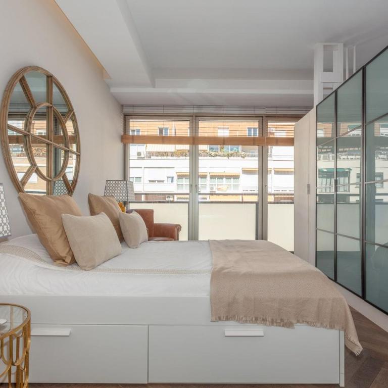 Bright Functional Studio Near Bernabéu - One-Bedroom Apartment - 9