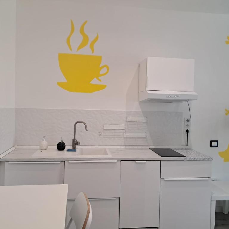 Amo - One-Bedroom Apartment - 11