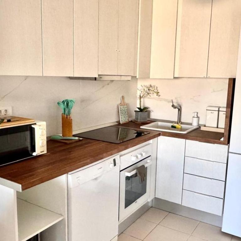Sunset Oasis on the Beach by Deihu Experiences - Apartamento - 5