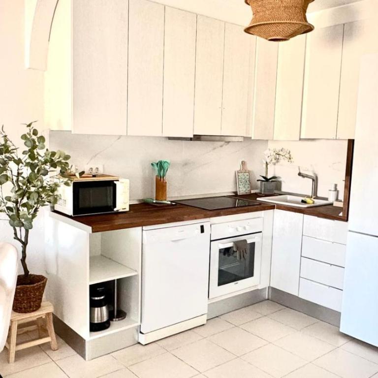 Sunset Oasis on the Beach by Deihu Experiences - Apartamento - 18
