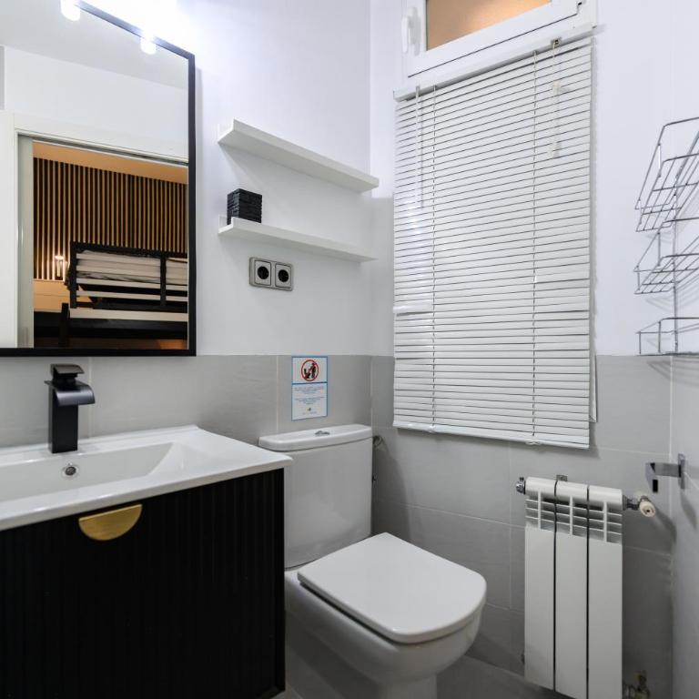 SIL6BI - Amplio y moderno piso de 1 dormitorio en el Centro de Madrid - Alquiler temporal - Apartamento de 1 dormitorio - 36