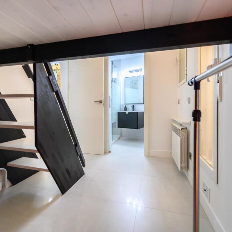 SIL6BI - Amplio y moderno piso de 1 dormitorio en el Centro de Madrid - Alquiler temporal - Apartamento de 1 dormitorio - 30