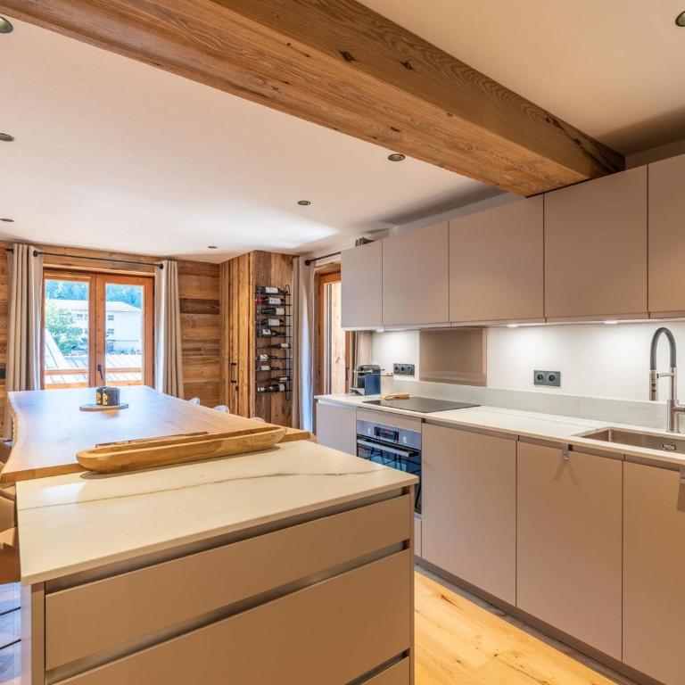 Bel appartement montagnard 3 chambres pour 6 avec parking au centre de La Clusaz - FR-1-459-245 - Apartamento - 8