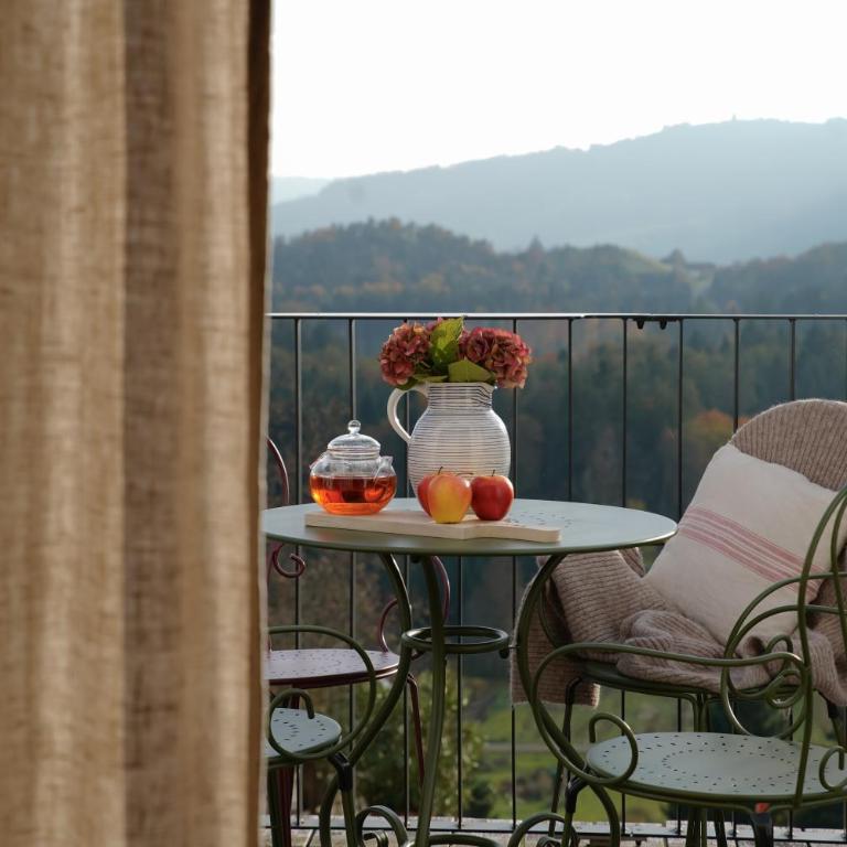 Am Wildbachberg - Luxus Ferienhäuser mit Infinitypool, Privatsauna und Weinkeller - Deluxe Villa - 7