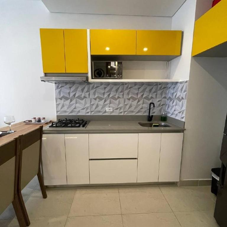 Balcon privado y vista al mar en Bello horizonte - Apartamento de 1 dormitorio - 5